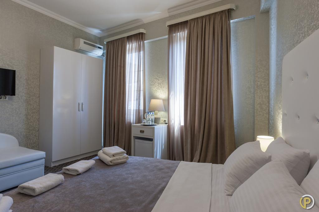 Hotel Piazza Tbilisi Luaran gambar